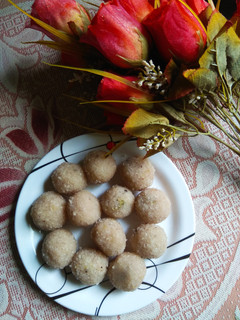 নারকেল নাড়ু(Narkel Naru Recepi In Bengali) রেসিপির প্রধান ছবি