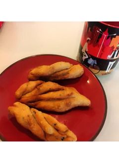 A picture of Elo Jhelo Nimki.