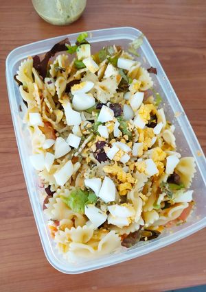 Una foto de Ensalada de pasta con vinagreta