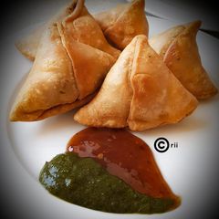 A picture of Samosa.