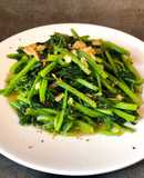 Cải Bó Xôi Xào Tỏi