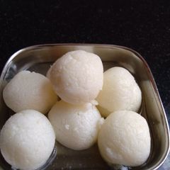 A picture of Rasgulla.