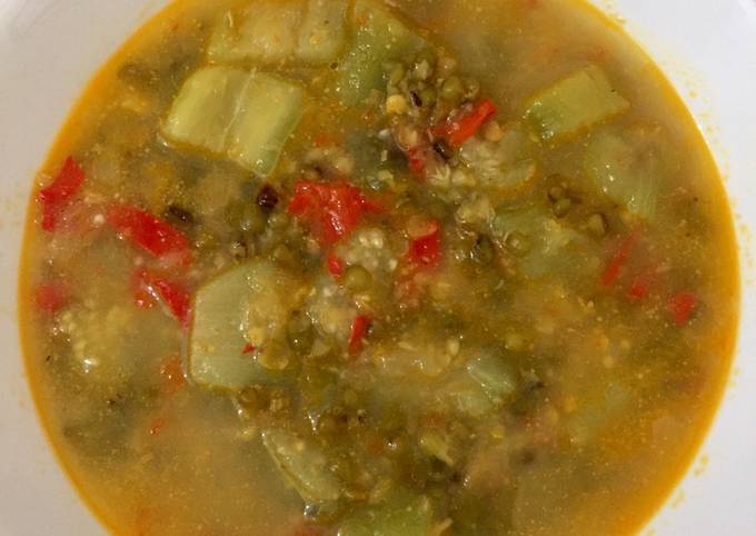 Resep Sayur Terong Kacang Ijo Masak Santan Oleh Mrs Oji Cookpad