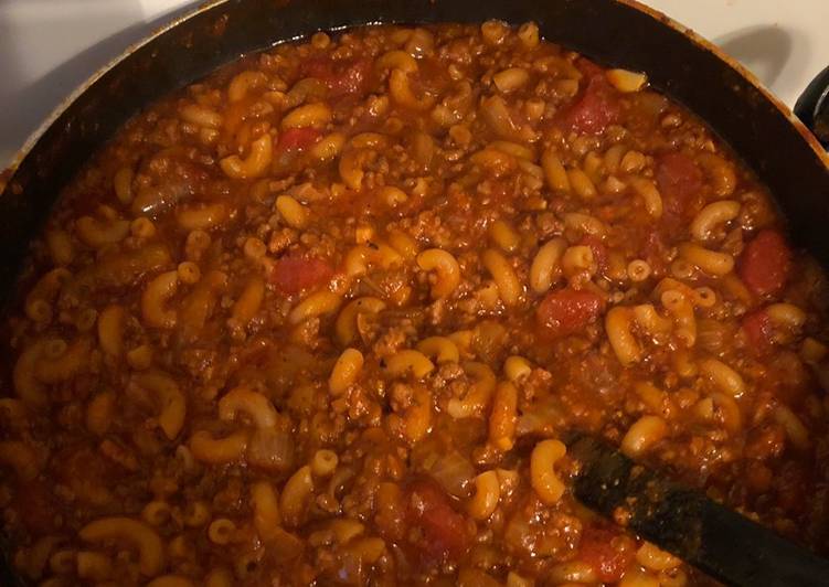 Step-by-Step Guide to Make Quick Goulash for the People!