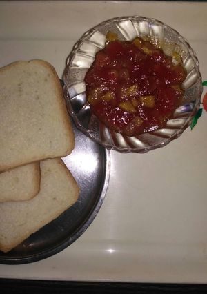 A picture of Mix fruit jam.