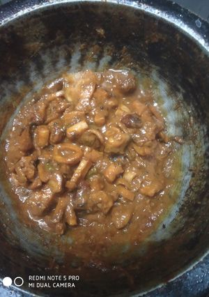 கணவாய் கிரேவி(squid gravy recipe in tamil) செய்முறை முக்கிய புகைப்படம்