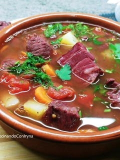 Una foto de Sopa de frijoles rojos o judías pintas