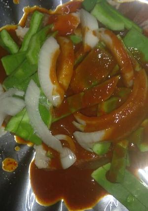 Una foto de Mixiote de cerdo c/ nopales en adobo