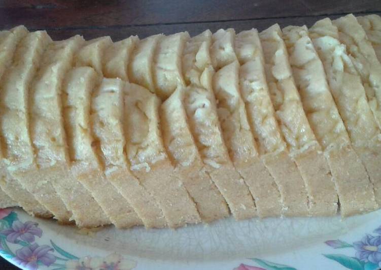 Bolu Tape Keju Kukus