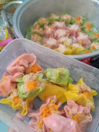 Langkah Gampang Membikin Resep  Dimsum ayam udang yang Enak Banget, Enak Banget