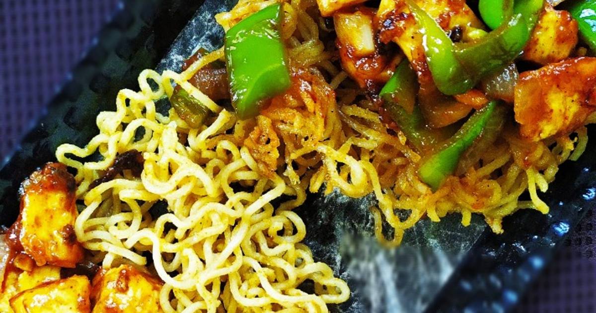 Noodles basket with chilli paneer Recipe by Dr.Deepti Srivastava Cookpad
