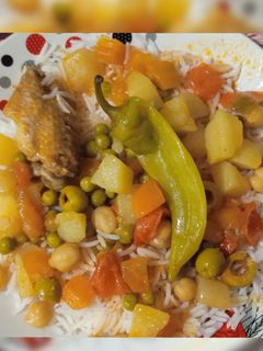 صورة لوصفة أرز بالخضار و المرق