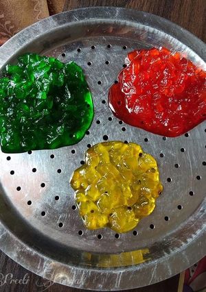 तरबूज की टूटी फ्रुटी (Tarbooj ki tutti fruity recipe in hindi) रेसिपी मुख्य फोटो