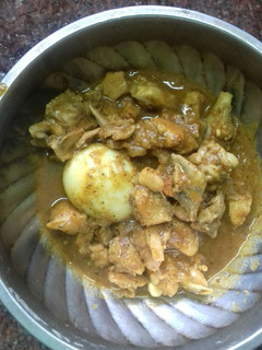 செட்டிநாடு சிக்கன் கிரேவி (Chettinadu chicken gravy recipe in tamil) செய்முறை முக்கிய புகைப்படம்