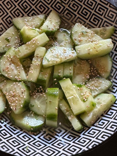 Una foto de Ensalada de Pepino Estilo Japonés (Fase 2) Fase 2 sin el sésamo