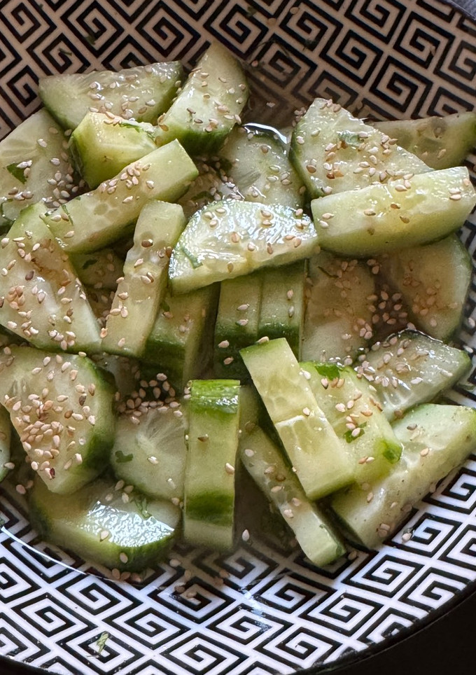 Una foto de Ensalada de Pepino Estilo Japonés (Fase 2) Fase 2 sin el sésamo