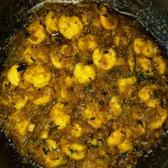 A picture of Prawns gravy.