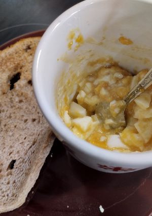 Lágy tojás pirítóssal gyors reggelire recept fotója