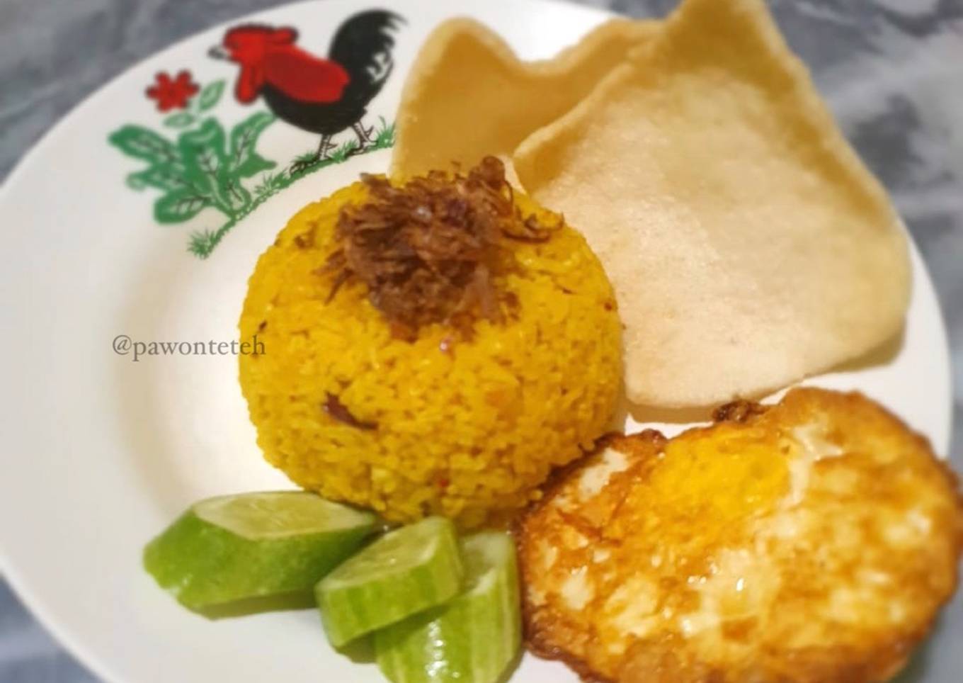 Nasi Goreng Kunyit