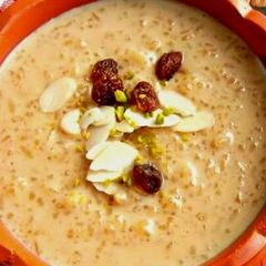 A picture of Dates Rice Kheer.