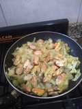 Salteado cebolla con mejillones