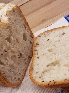 Falusi-magvas gluténmentes kenyér, kenyérsütőgépben recept fotója