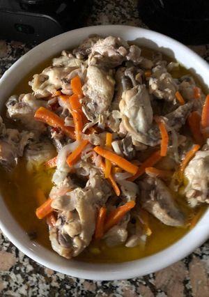 Una foto de Escabeche de pollo 🖤