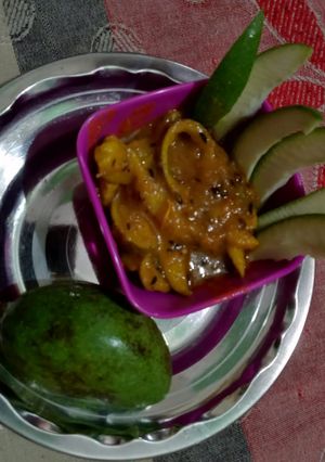 A picture of Khatti methi chutney.