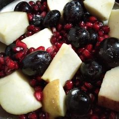 A picture of Fruit chaat.