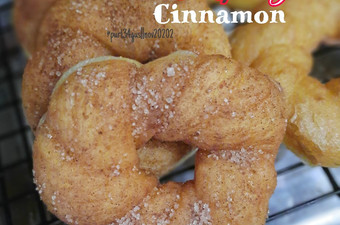 Resep Donat Kepang Cinnamon Anti Gagal