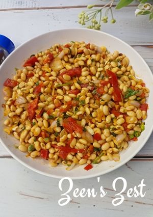 A picture of Bhatmas Sadeko/Nepali Soybean Salad.
