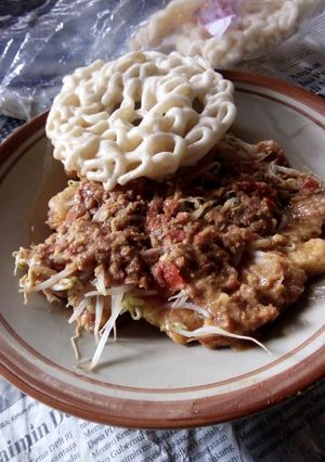 Foto resep Telur dadar tauge bumbu kacang sederhana