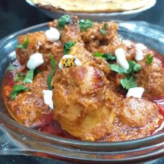Butter Chicken gravy with drumsticks 😋 A picture of Butter Chicken gravy with drumsticks 😋.