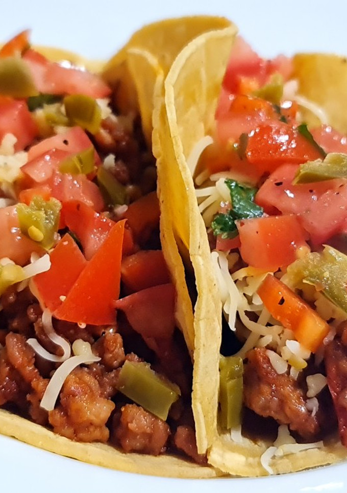 Una foto de Tacos mexicanos con pico de gallo