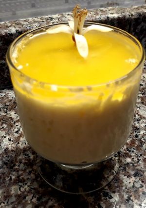 Una foto de Postre de limón en copitas