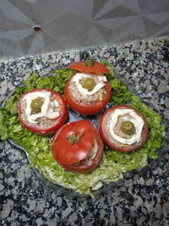 Una foto de Tomates rellenos!!