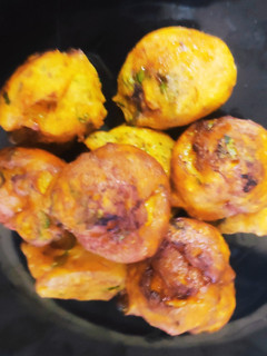पक्के केले का भजिया (Pakke kele ka bhajiya recipe in hindi) रेसिपी मुख्य फोटो