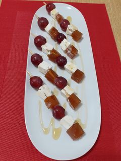 Una foto de Brochetas dulces