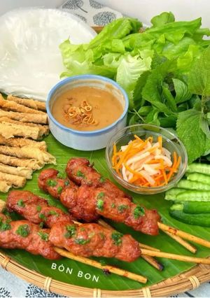 Hình của món Nem Nướng - Sốt Chấm Tương Đậu Phộng.