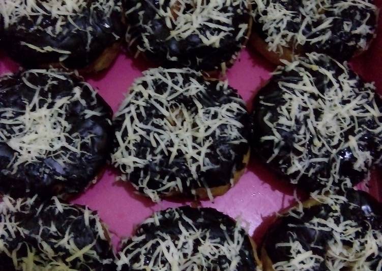 Donat  UBI kuning