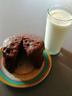 Una foto de Que que de chocolate en taza al microondas