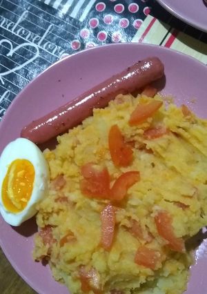Una foto de Puré papas y batatas al tomate