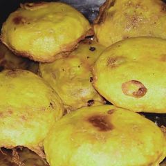 A picture of Gram flour,Potato patty🍠.
