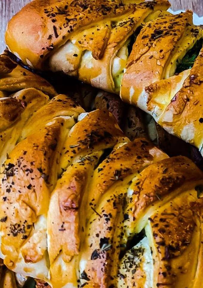 Пиріг із зеленню та яйцем🥧