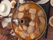 A picture of lẩu dê