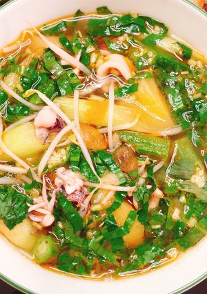 Hình của món Canh chua mực.