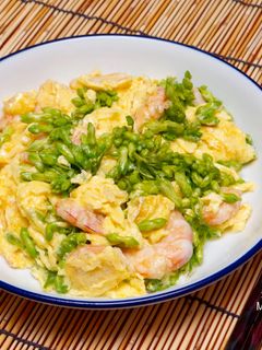 夏日限定《夜香花蝦仁炒滑蛋》 的食譜成品照片