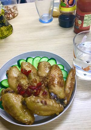Hình của món Cánh gà chiên nước mắm.