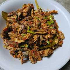 รูปของ Tongkol suir pedas petai