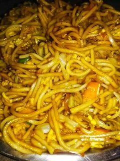 চাউমিন (chow mein recipe in Bengali) রেসিপির প্রধান ছবি